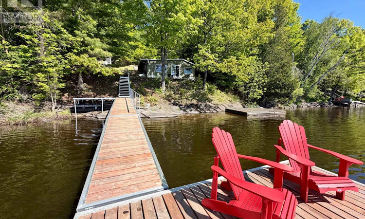 3-1082 Cowan Park Road