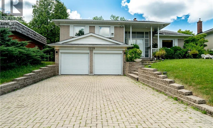 1129 Scenic Drive
