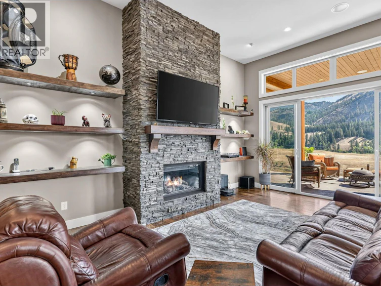 1084 Stockley Street, Kelowna, BC, V1P 1R6 - 4