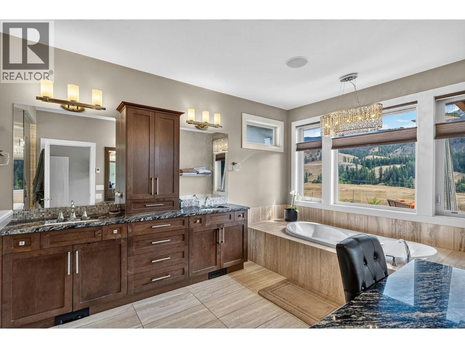 1084 Stockley Street, Kelowna, BC, V1P 1R6 - 17