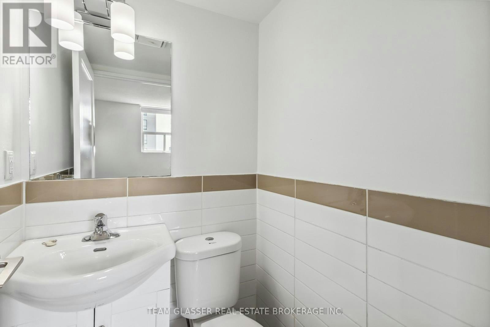 1108-21 King Street, London, ON, N6A 5H3 - 8