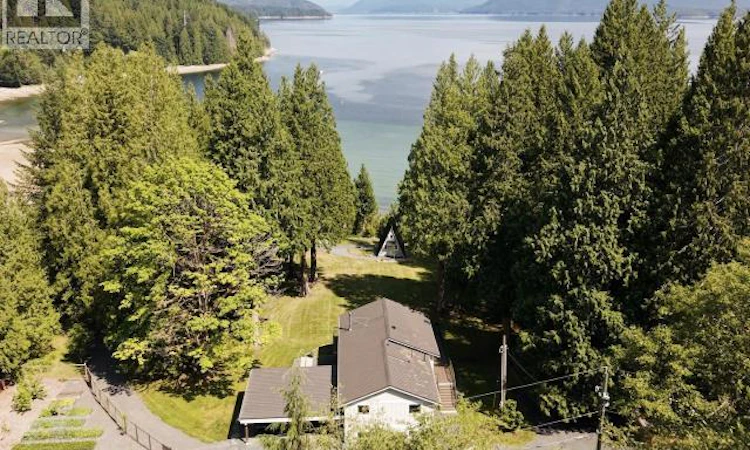 2158 Roberts Road