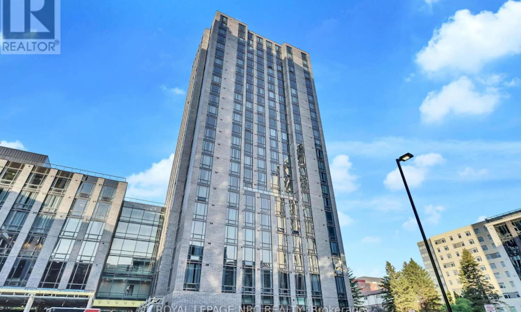 133-145 Columbia Street W