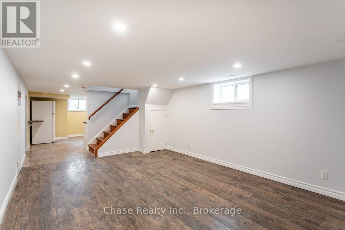 402 Guelph Line, Burlington, ON, L7R 3L4 - 14