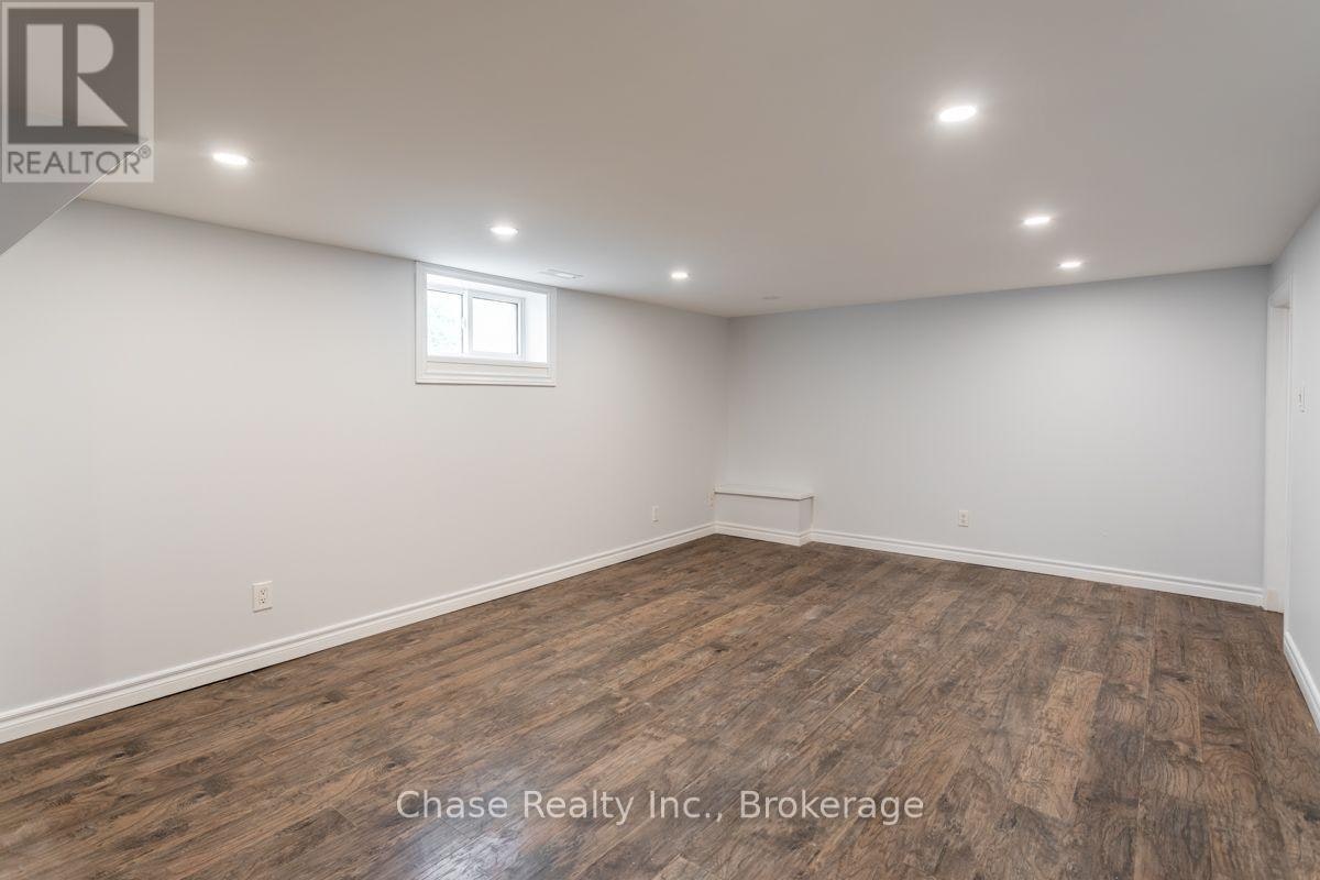 402 Guelph Line, Burlington, ON, L7R 3L4 - 16