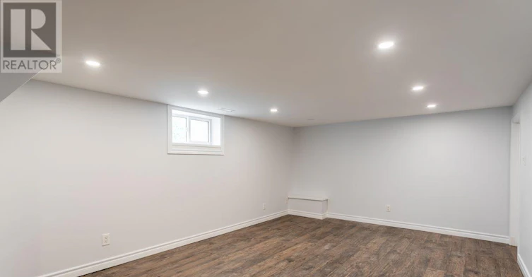 402 Guelph Line, Burlington, ON, L7R 3L4 - 16