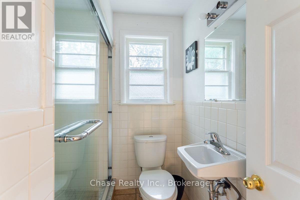 402 Guelph Line, Burlington, ON, L7R 3L4 - 8