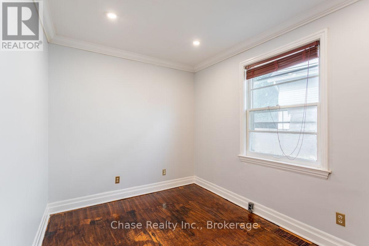 402 Guelph Line, Burlington, ON, L7R 3L4 - 4