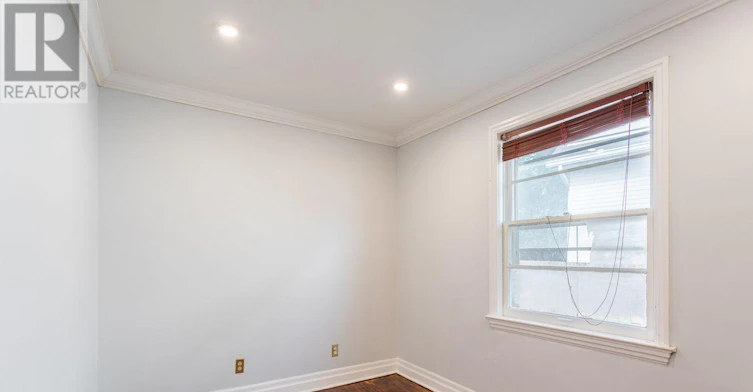 402 Guelph Line, Burlington, ON, L7R 3L4 - 4