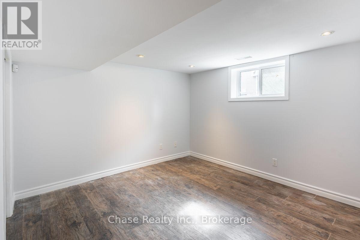 402 Guelph Line, Burlington, ON, L7R 3L4 - 18