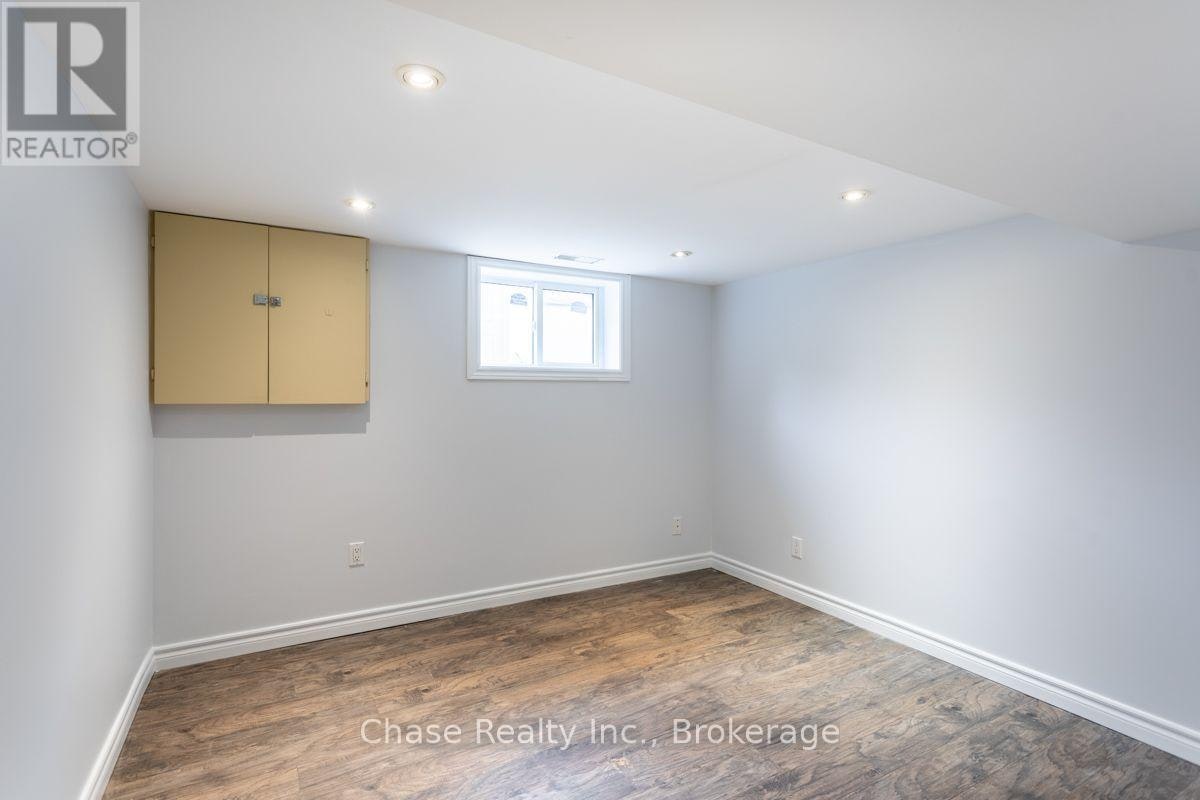 402 Guelph Line, Burlington, ON, L7R 3L4 - 20