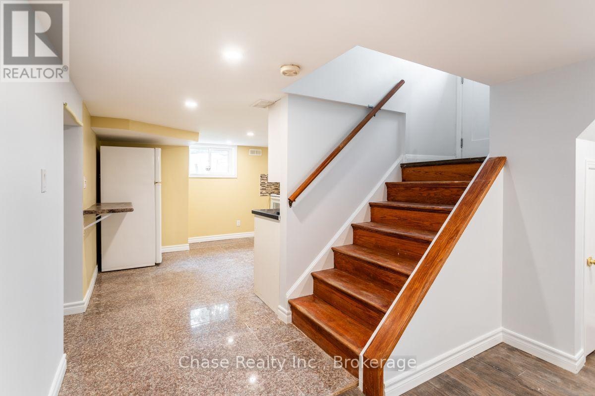 402 Guelph Line, Burlington, ON, L7R 3L4 - 10