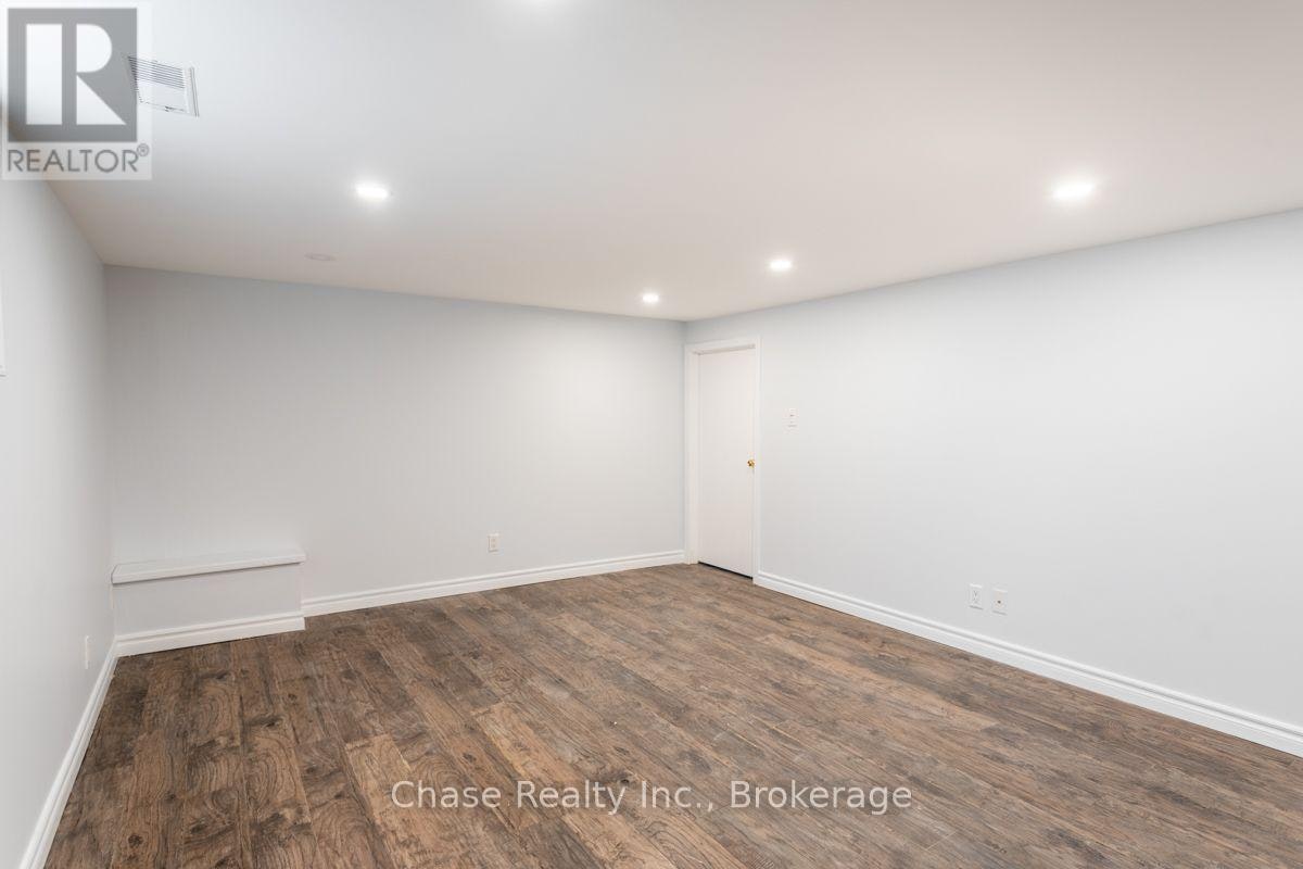 402 Guelph Line, Burlington, ON, L7R 3L4 - 17