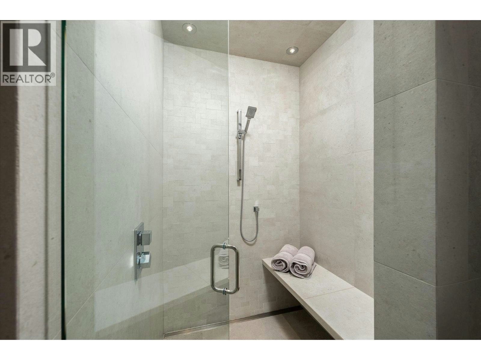 2463 Thacker Drive, West Kelowna, BC, V1Z 1V9 - 23