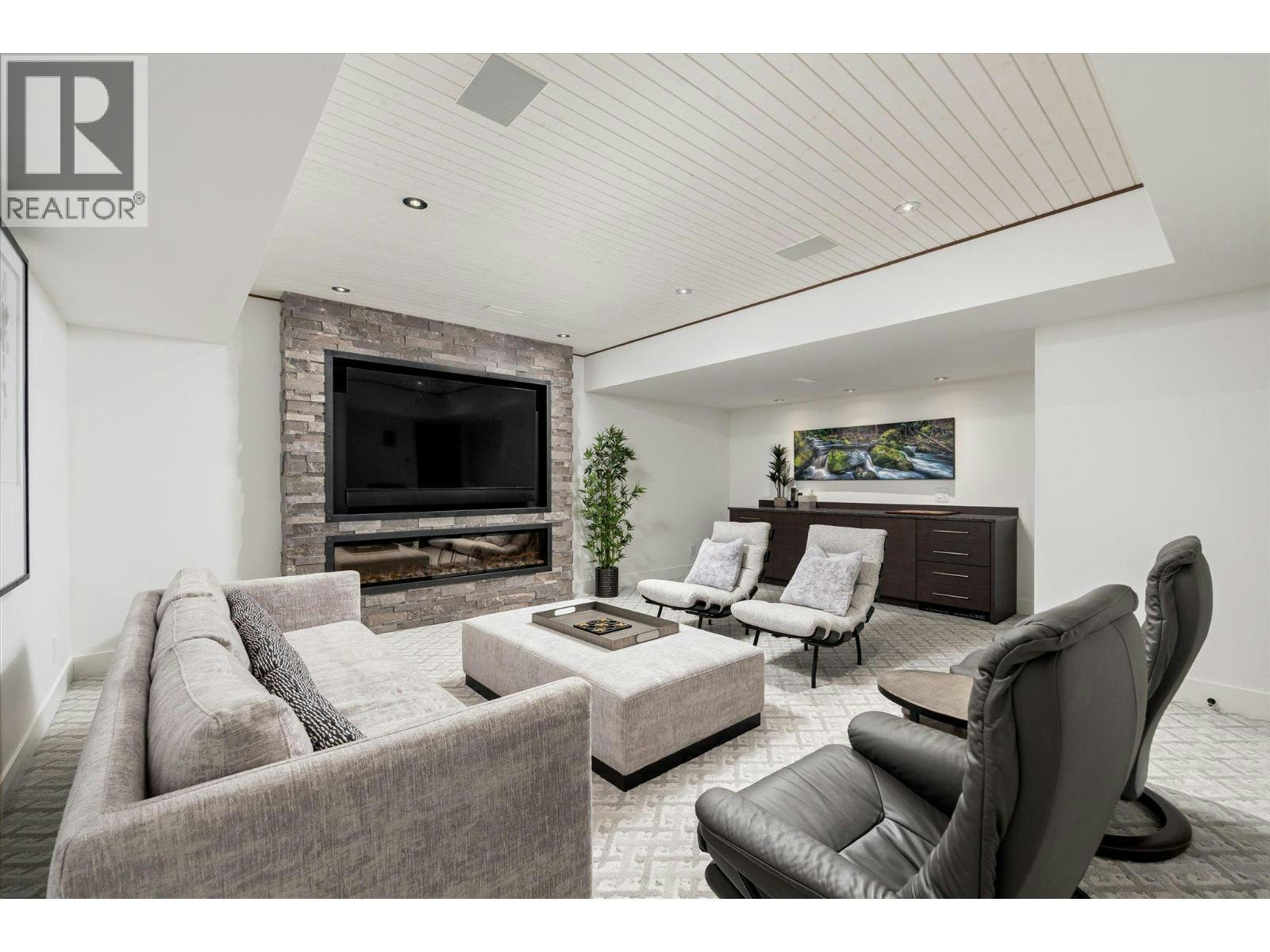2463 Thacker Drive, West Kelowna, BC, V1Z 1V9 - 53