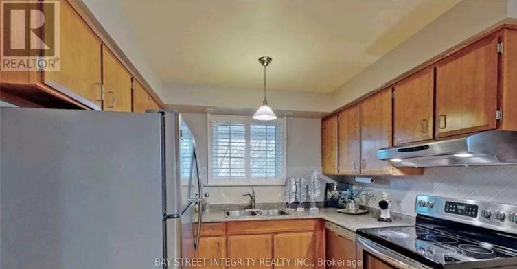 MAIN-61 Chartland Boulevard S, Toronto, ON, M1S 2R5 - 5