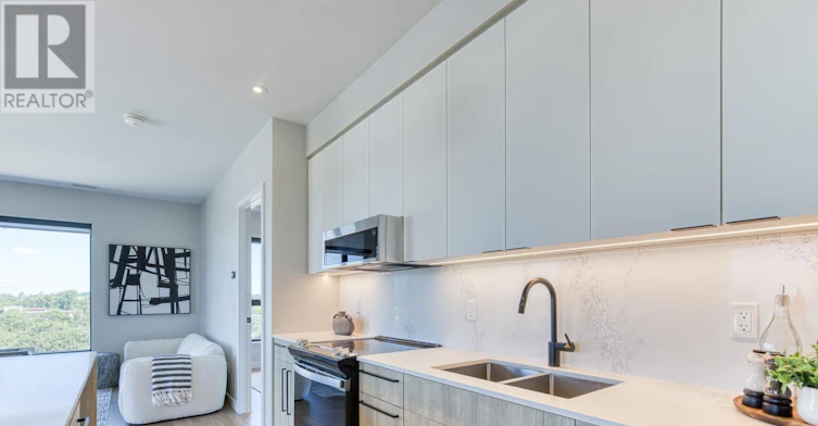 617-150 Hollywood Court, Cambridge, ON, N1R 0E6 - 5