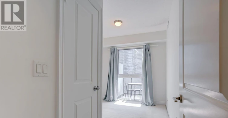 1909-28 Ted Rogers Way, Toronto, ON, M4Y 2J4 - 18