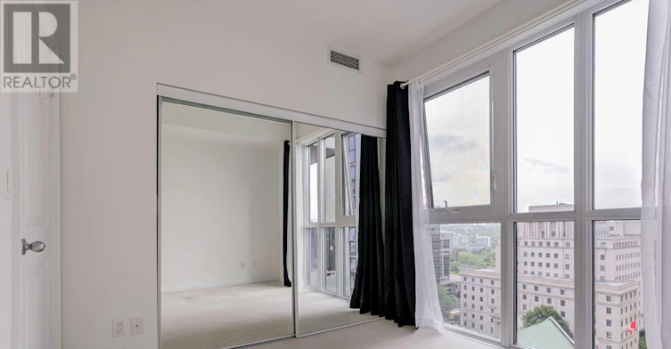 1909-28 Ted Rogers Way, Toronto, ON, M4Y 2J4 - 24