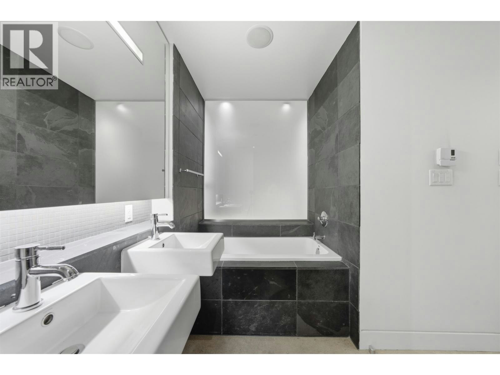 605-53 W Hastings Street, Vancouver, BC, V6B 1G4 - 11