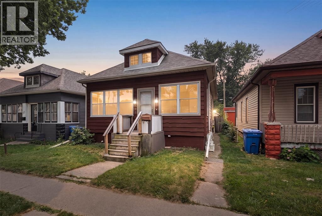 497 Mckay Avenue, Windsor, ON, N9B 1Z7