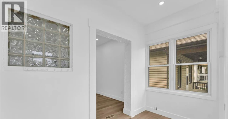 497 Mckay Avenue, Windsor, ON, N9B 1Z7 - 5