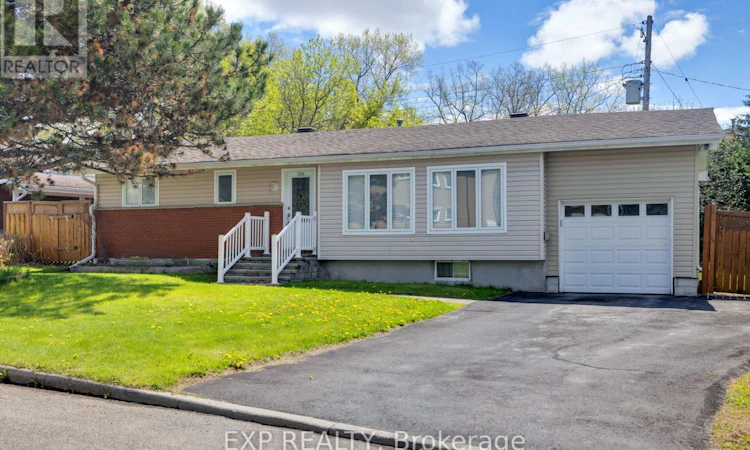 888 Charleswood Avenue