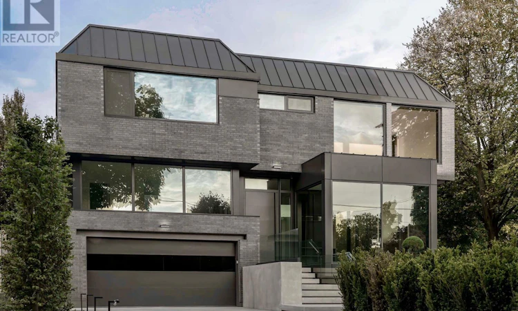 90 Esgore Drive