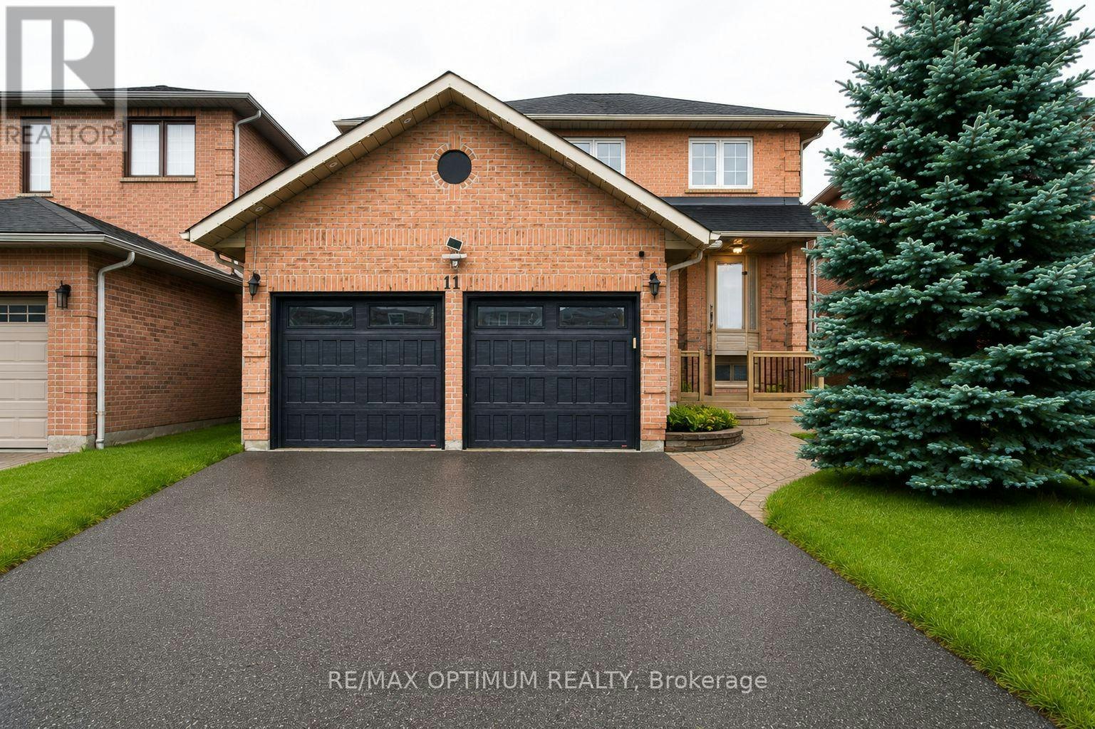 11 Murkar Crescent, Whitby, ON, L1N 8Y4
