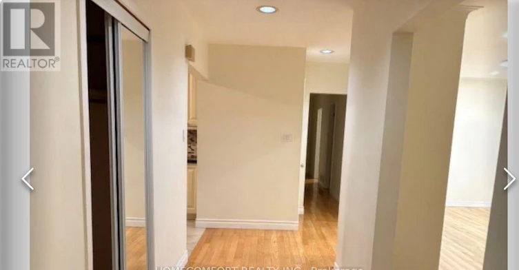 70 Hunt ( Main Floor Avenue, Richmond Hill, ON, L4C 4G9 - 8
