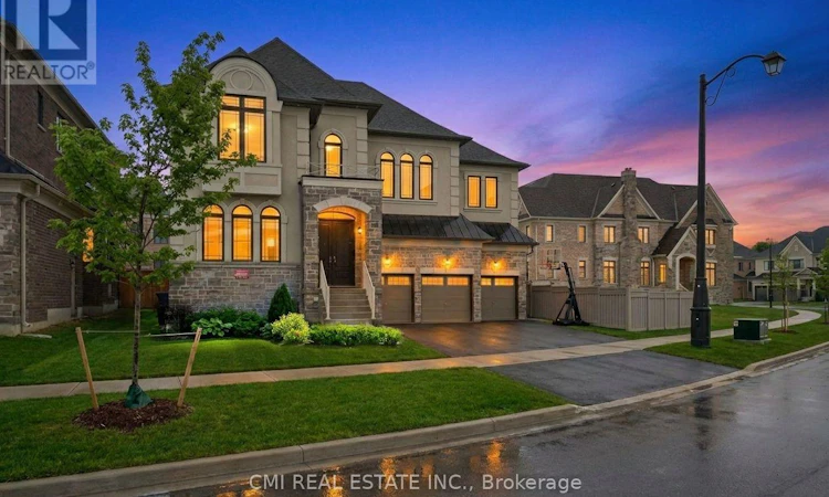 101 Appleyard Avenue