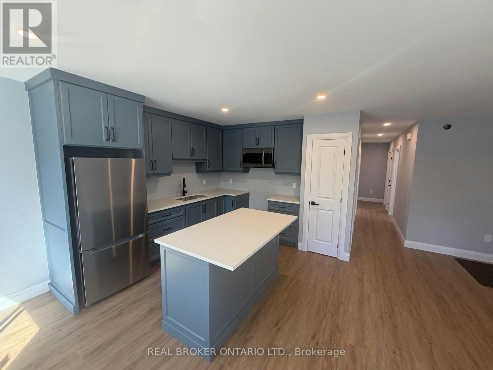 3-4383 Huronia Road, Severn, ON, L3V 0G7 - 5