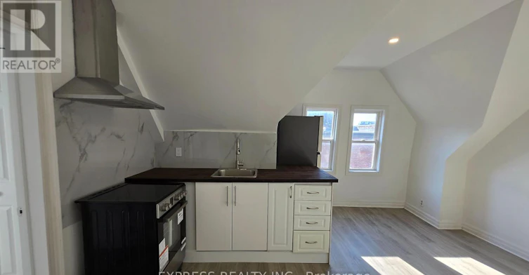 303-252 James Street S, Hamilton, ON, L8P 3B5 - 9