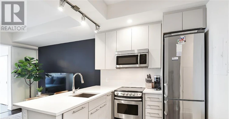 208-108 Richmond Road, Ottawa, ON, K1Z 0B3 - 5