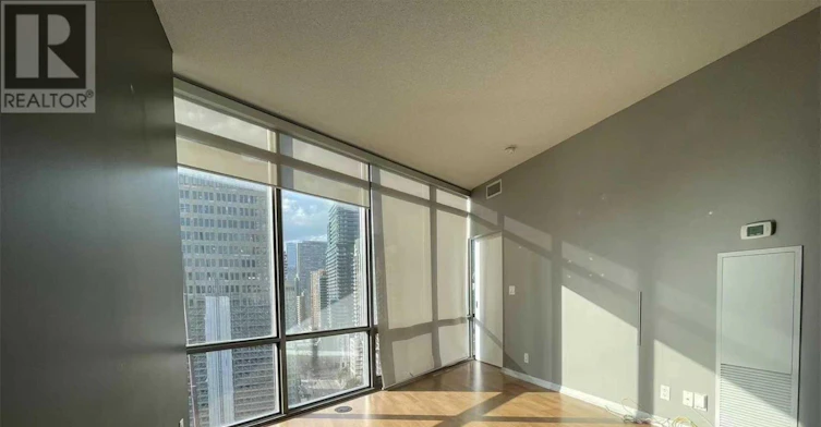 2004-832 Bay Street, Toronto, ON, M5S 1Z6 - 5