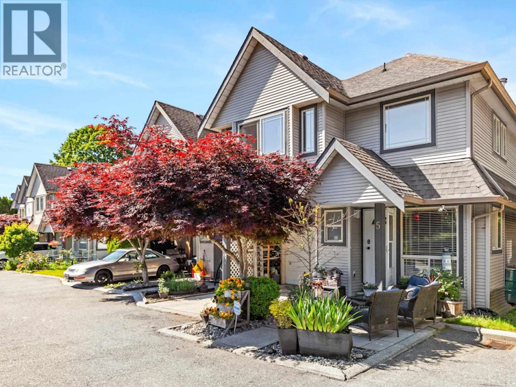 5-22980 Abernethy Lane, Maple Ridge, BC, V2X 3N4 - 3