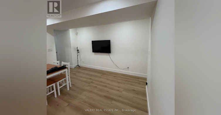 LOWER-1502 Dufferin Street, Toronto, ON, M6H 3L4 - 9