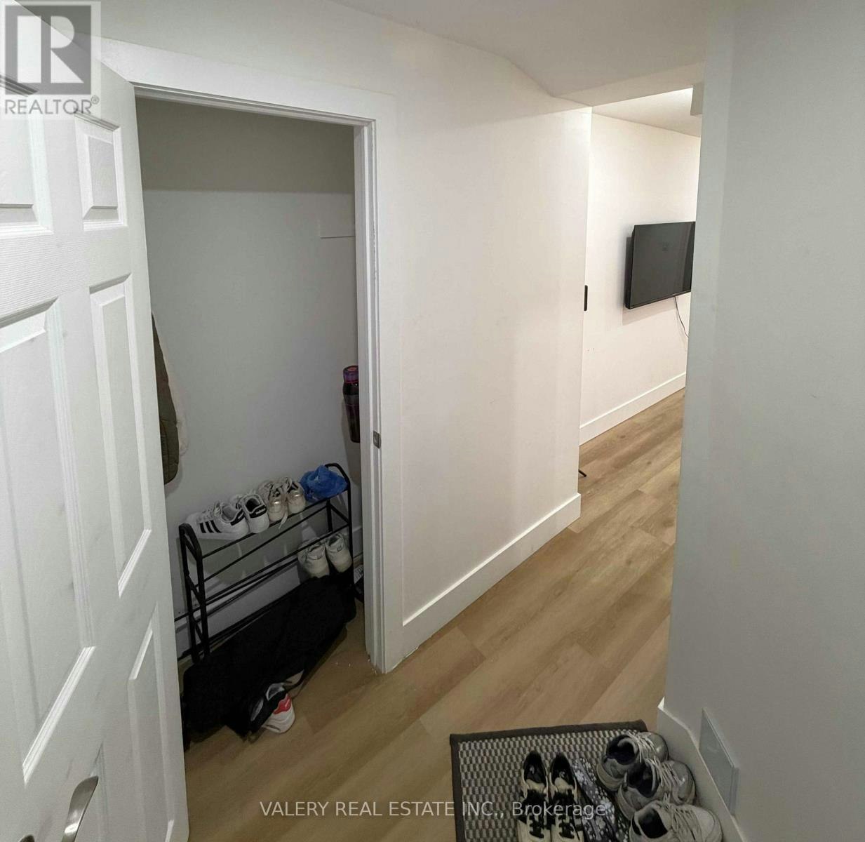 LOWER-1502 Dufferin Street, Toronto, ON, M6H 3L4 - 4