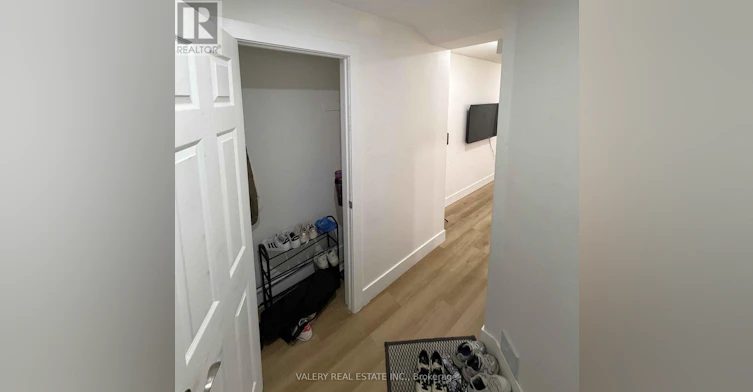 LOWER-1502 Dufferin Street, Toronto, ON, M6H 3L4 - 4