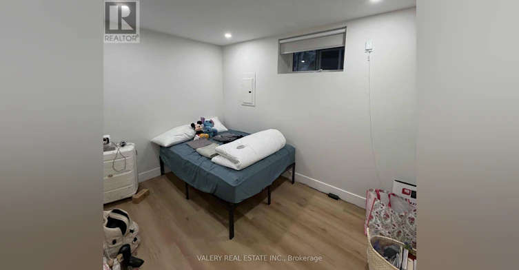 LOWER-1502 Dufferin Street, Toronto, ON, M6H 3L4 - 10
