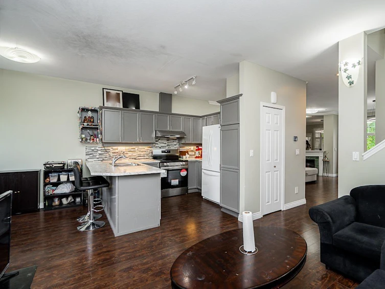 1-14877 58 Avenue, Surrey, BC, V3S 8Y9 - 11