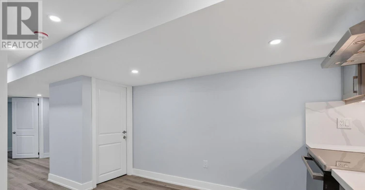 LEVEL-2 1040 Lower Unit A Suddard Avenue, Oshawa, ON, L1L 0V5 - 18