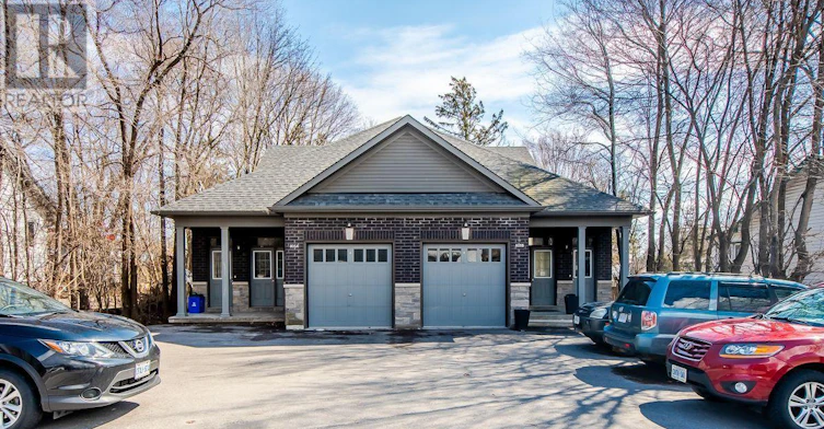 LOWER-805B Dundas Street, Whitby, ON, L1N 2N6