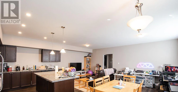 LOWER-805B Dundas Street, Whitby, ON, L1N 2N6 - 4
