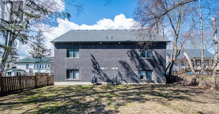 LOWER-805B Dundas Street, Whitby, ON, L1N 2N6 - 3