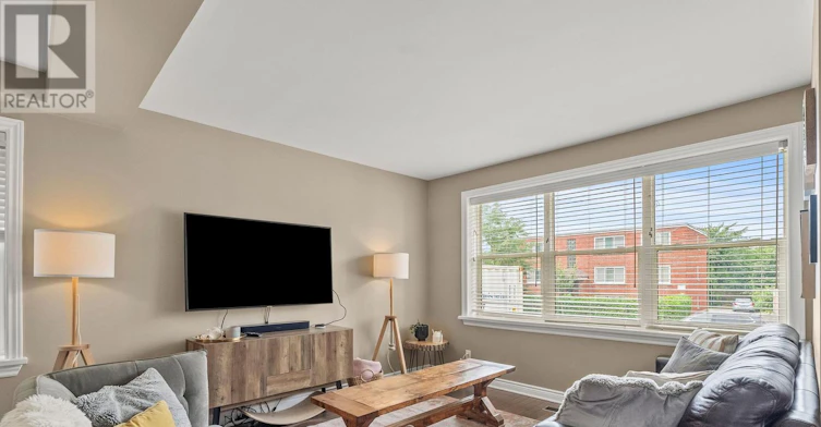 701 Cole Avenue, Ottawa, ON, K2A 2B8 - 11