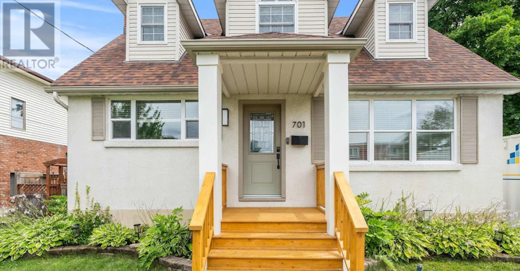 701 Cole Avenue, Ottawa, ON, K2A 2B8 - 2