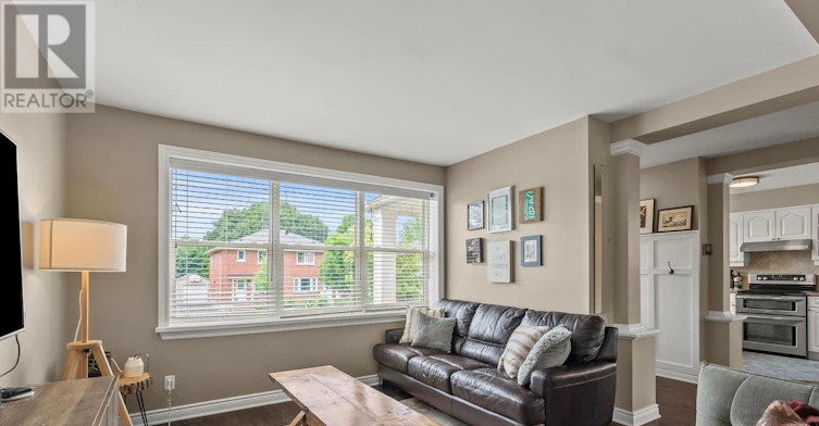701 Cole Avenue, Ottawa, ON, K2A 2B8 - 12