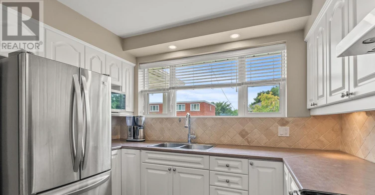 701 Cole Avenue, Ottawa, ON, K2A 2B8 - 6