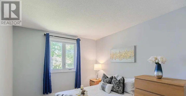 35 Tauvette Street, Ottawa, ON, K1B 3A1 - 18